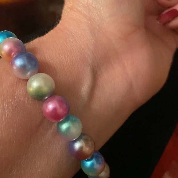 - HD Rainbow Beaded Bracelet - Picture 5 of 5